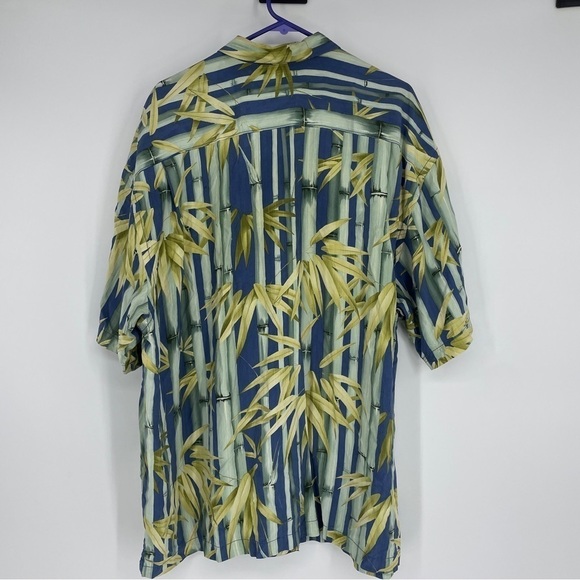 Silk Tommy Bahamas Print lead Shirt - Picture 4 of 7